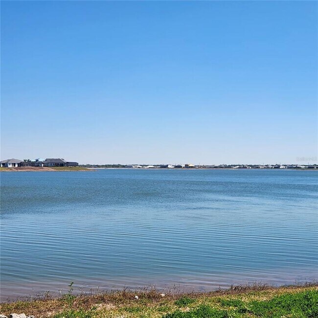 Foto del edificio - 512 Blue Shell Lp