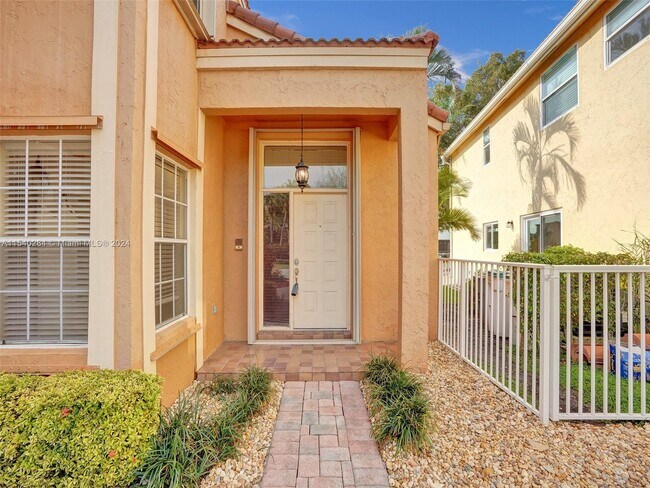 Building Photo - 6330 NW 77th Ct