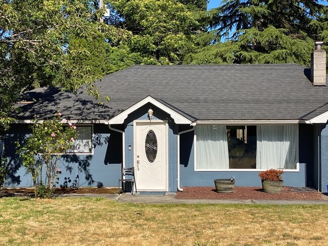 Building Photo - 18036 8th Ave NE