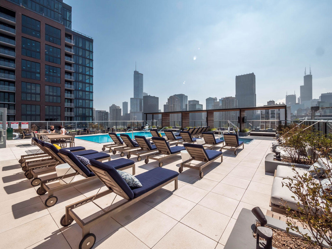 Foto principal - 640 N Wells St