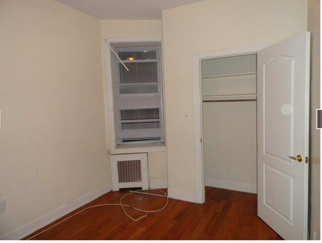 Building Photo - 31 Clifton Pl