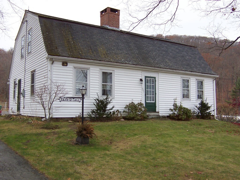 Primary Photo - 241 North Rd