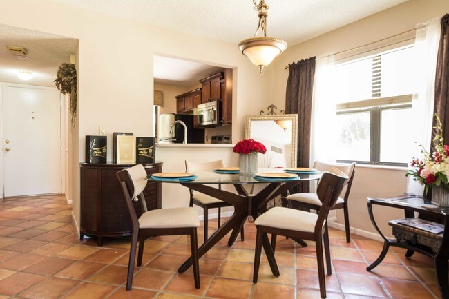 Building Photo - 105  Tropic Isle Drive 25d