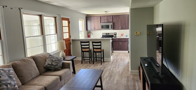 Foto del edificio - 3533 N Buffalo St