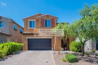 Building Photo - 977 W Hesperaloe Ct