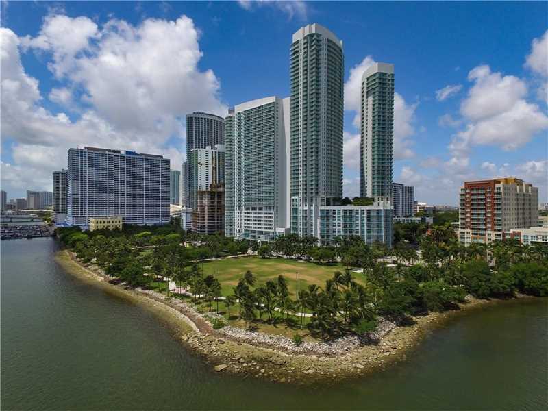 Foto principal - 1900 N Bayshore Dr