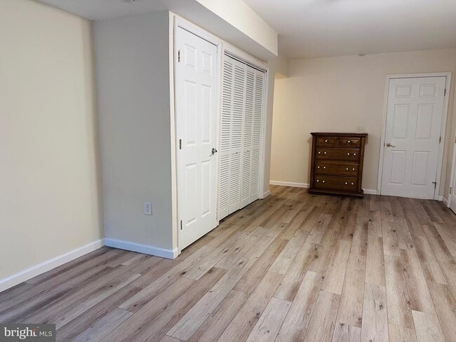 Foto del edificio - 47307 Willow Wood Dr