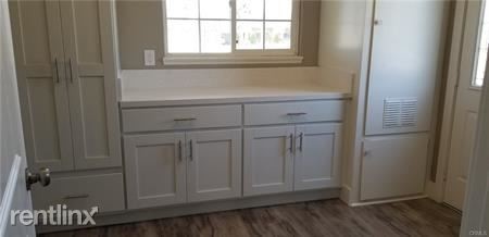 Building Photo - 4 br, 2 bath House - 427 S Wheeler Pl