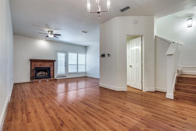 Building Photo - 4067 Beltway Dr
