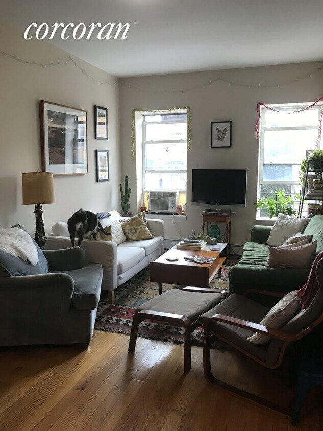Foto principal - 450 Nostrand Ave.