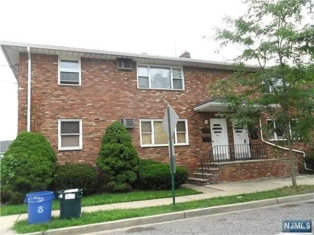 Building Photo - 401 8th St
