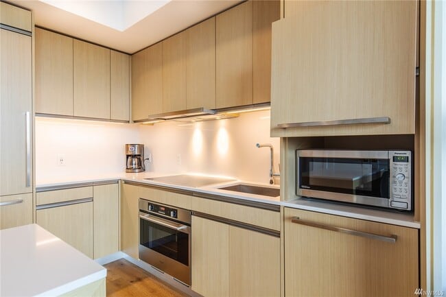 Building Photo - 1808 Minor Ave