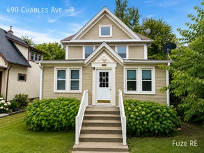 Building Photo - 490 Charles Ave