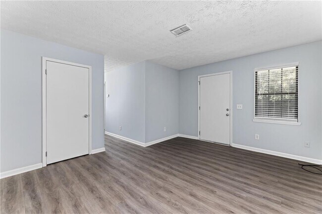 Building Photo - 3053 Centerville Rosebud Rd