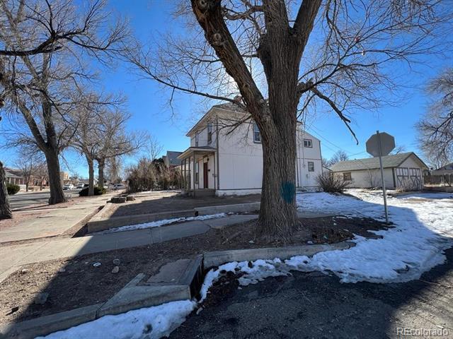 Foto del edificio - 402 Carson Ave