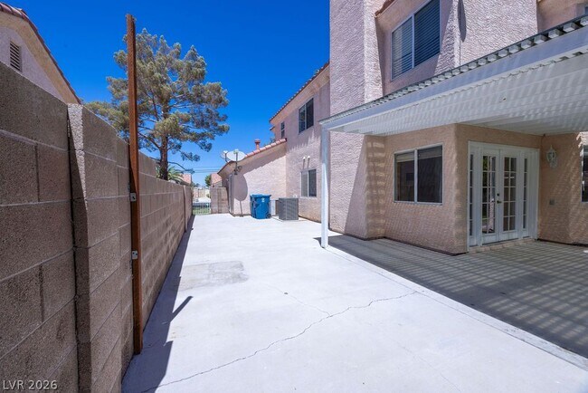 Foto del edificio - 1151 Sleetridge Dr