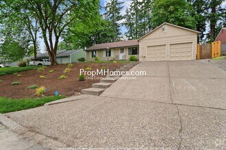 Building Photo - 5870 SW 192nd Ave