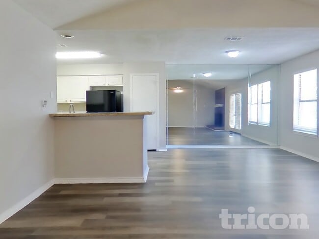 Building Photo - 2442 Antler Trail