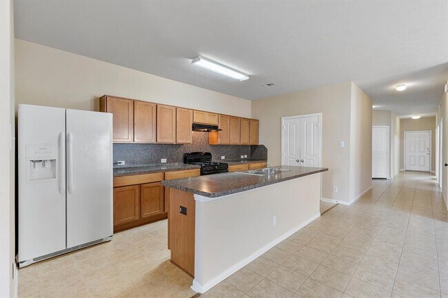 Building Photo - 10903 Woodwind Shadows Dr