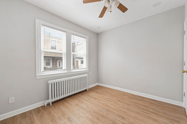 Foto del edificio - ???UPDATED 3 BEDROOMS AND 1BATH HOME WITH ...