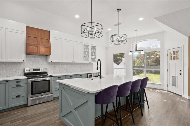 Foto del edificio - 316 Poppy Cove
