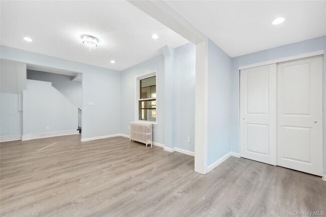 Building Photo - 120 N Forest Ave