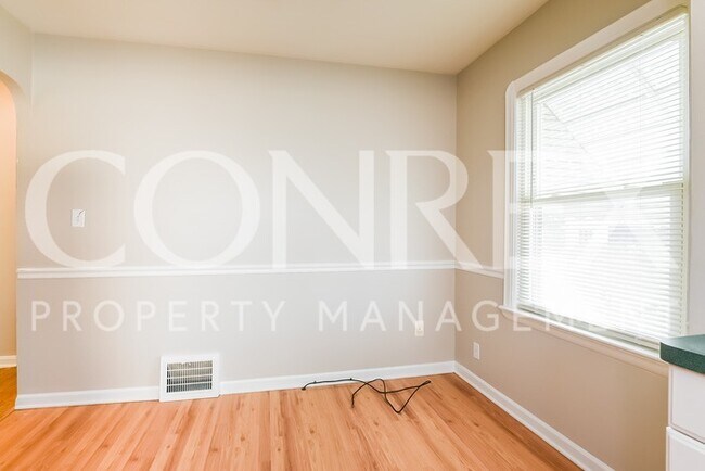 Foto del edificio - Adorable 3 Bedroom Bungalow in Garfield He...