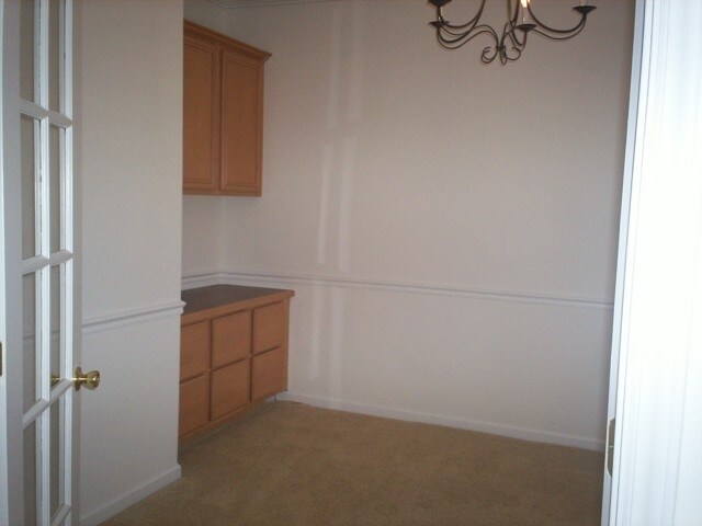 Building Photo - 2719 Maplewood Ave