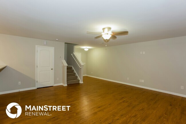 Foto del edificio - 1047 Manston Pl SW