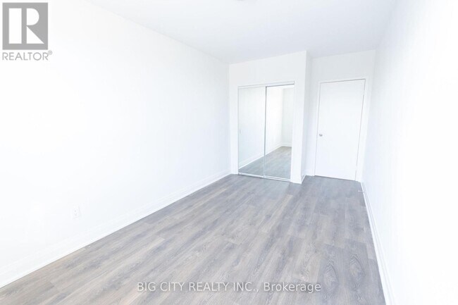 Building Photo - 29 Upper Canada Dr