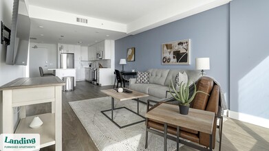 Building Photo - 1950 Mayfair St