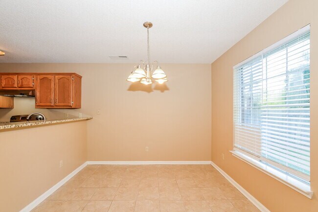 Foto del edificio - 5714 Alexandria Ln
