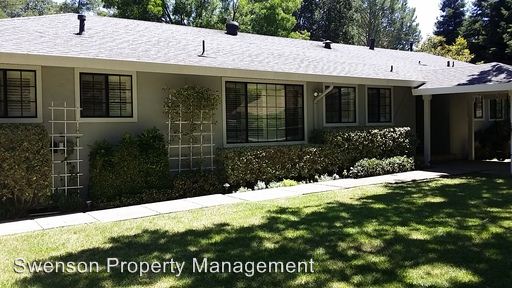 Primary Photo - 44 Oak Knoll Loop