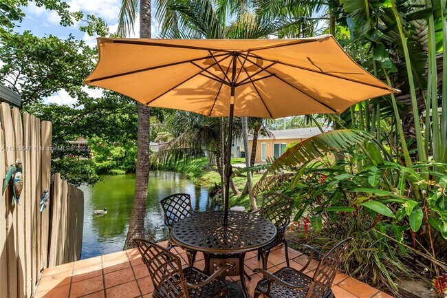 Foto del edificio - 2717 SW 46th St