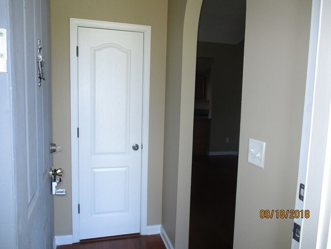 Foto del edificio - 9105 Chimney Rock Blvd