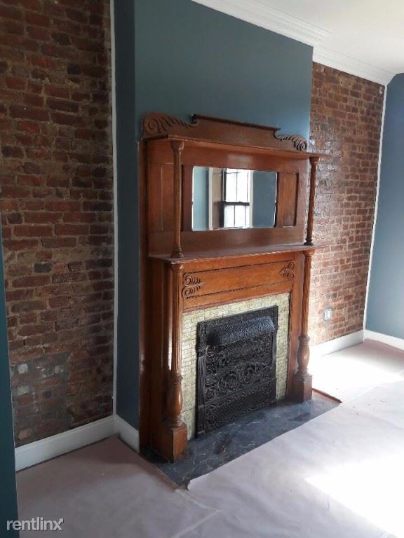 Foto del edificio - 910 Putnam Ave