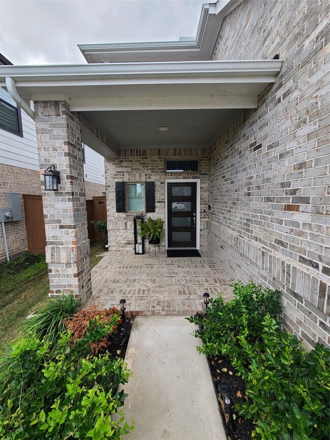 Building Photo - 7035 Coneflower Creek Ct
