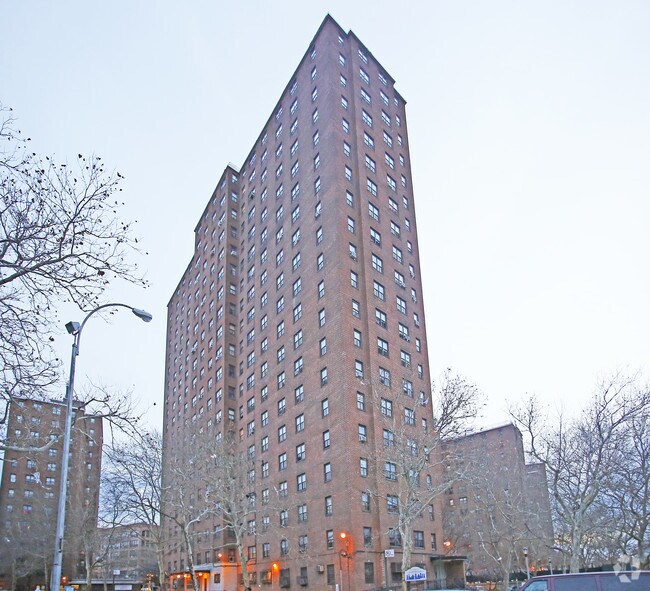 Lafayette Gardens Apartments Brooklyn, NY