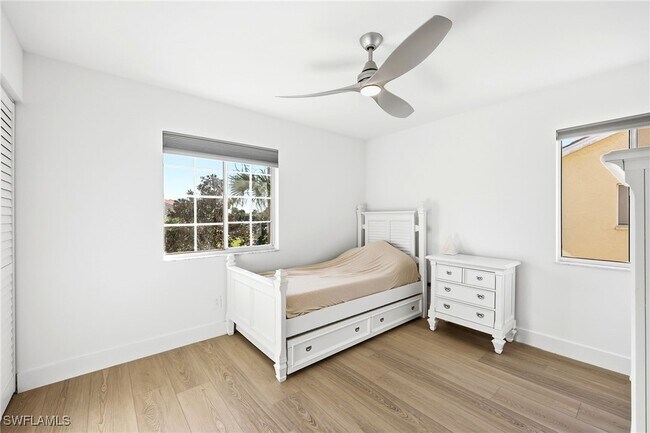 Foto del edificio - 7707 Jewel Ln