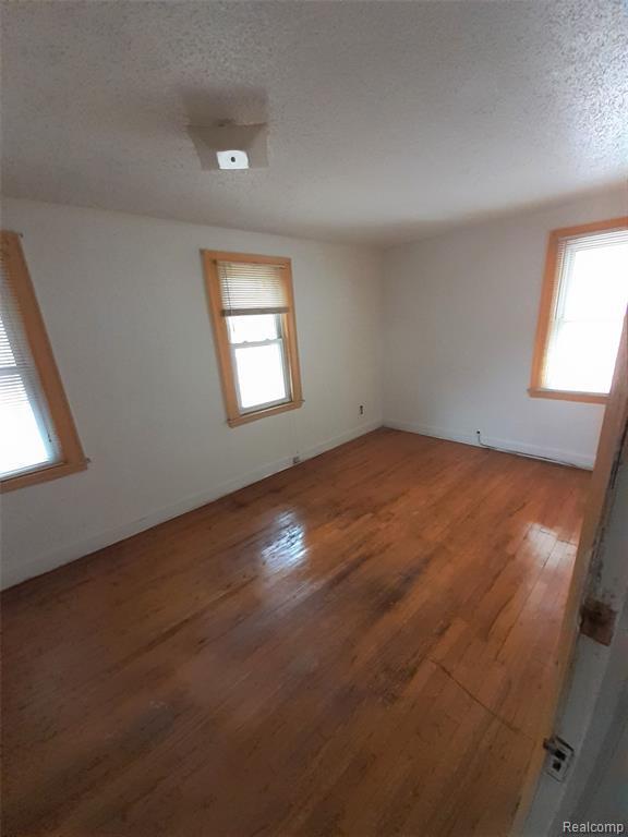 Building Photo - 2701 S Liddesdale St