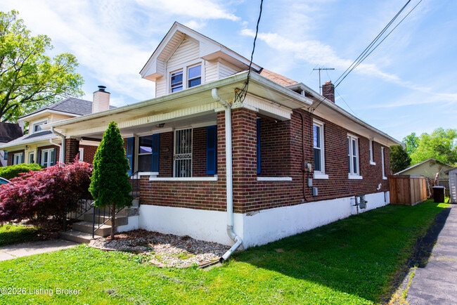 Building Photo - 316 Iola Rd