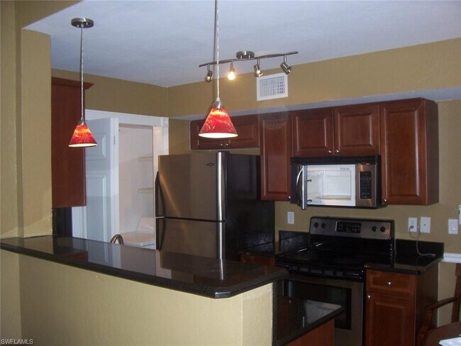Building Photo - 12500 Equestrian Cir