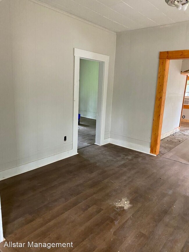 Foto del edificio - 3 br, 1 bath House - 1002 East Bankhead