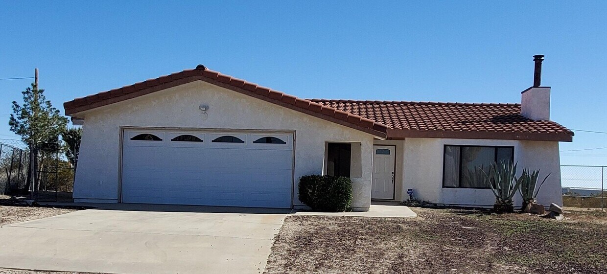 2748 Delmar Ave, Mojave, CA 93501 House for Rent in Mojave, CA