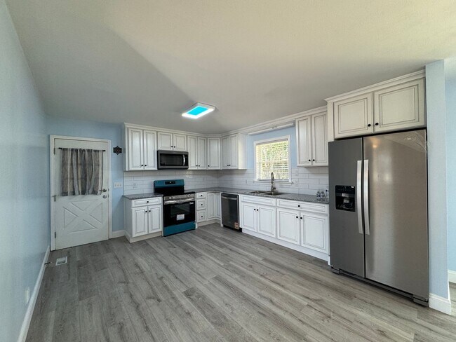 Foto del edificio - Move-in Ready!