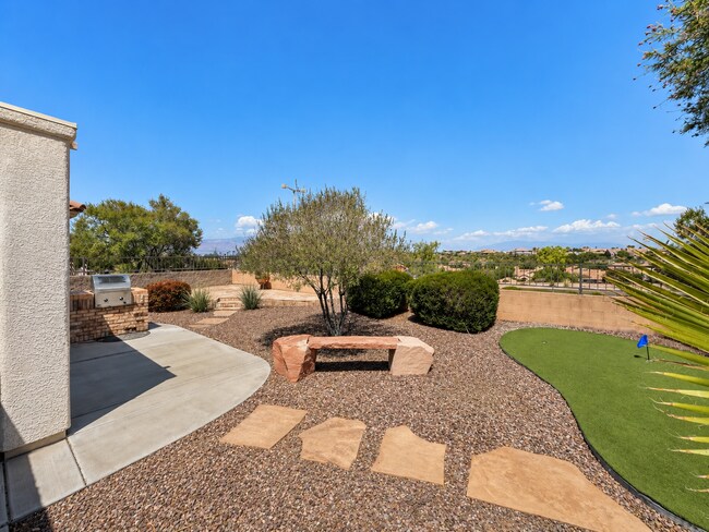 Foto del edificio - 2842 Freedom Hills Dr