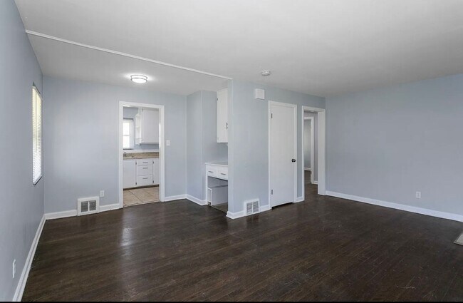 Foto del edificio - Cute 2 bedroom Bungalow home for rent! Ava...
