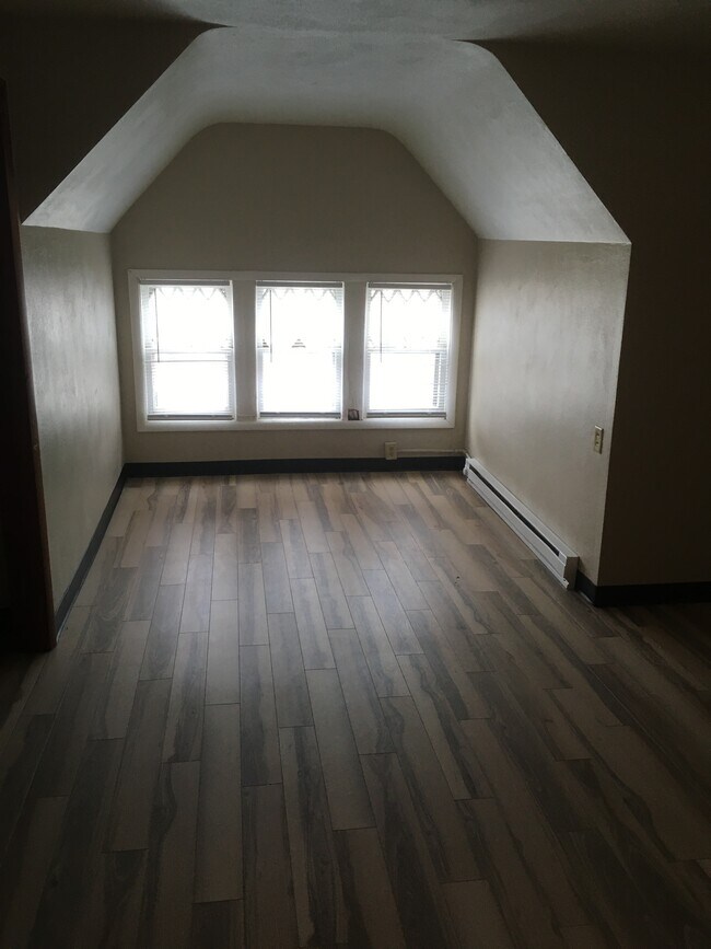Foto del edificio - 1569 1st Ave SE