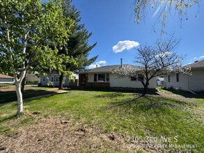 Building Photo - 7305 3rd Ave S