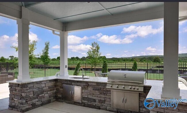 Building Photo - 336 Jackson Pt Cir